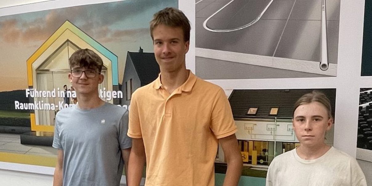 Das Foto zeigt unsere Ferialpraktikanten.